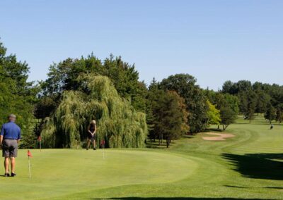 Club de golf Godefroy – 2 joueurs avec voiturette ( haute saison)