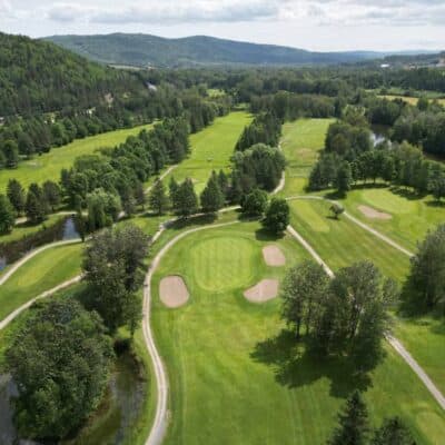Club de golf Revermont - 2 joueurs avec voiturette (en tout temps saison 2026)