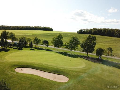 Club de golf St-Michel - 2 joueurs - 18 trous, voiturette et restauration (en tout temps - saison 2025) – Image 3