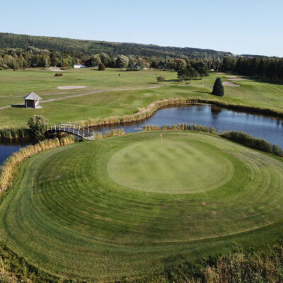 Golf St-Pacôme - 4 joueurs 18 trous à voiturette (Valide en tout temps saison 2026)